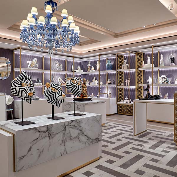 lladro collections store exposition