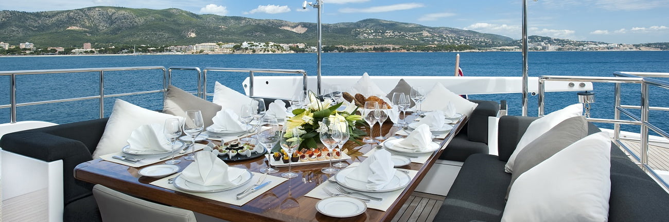 luxury yacht tableware