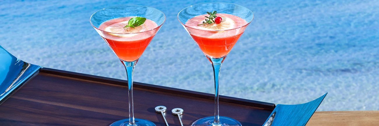 martini glasse on yachts